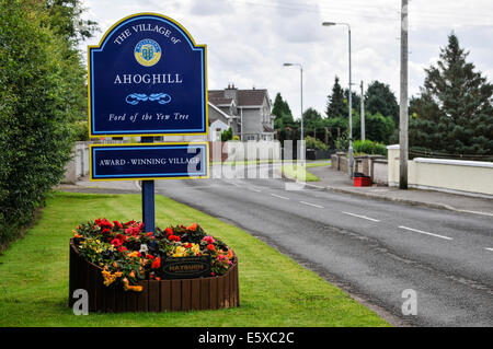 Ballymena, Nordirland. 7. August 2014 - Award Gewinner Dorf der Ahoghill Credit: Stephen Barnes/Alamy Live News Stockfoto