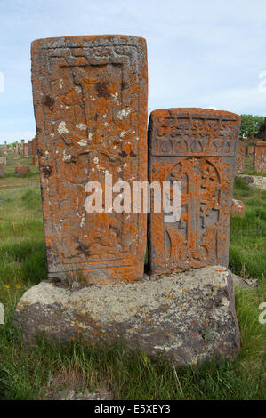 Gravierte Khachkars, Noratus Friedhof, Armenien Stockfoto