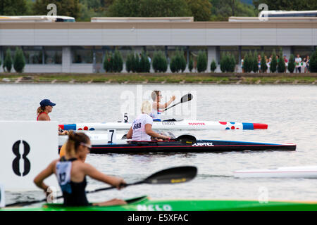 Moskau, Russland. 6. August 2014. Ersten Tag des ICF Canoe Sprint World Championships am Rudern Kanal in Krylatskoye, Moskau Credit: Nikolay Vinokurov/Alamy Live News Stockfoto