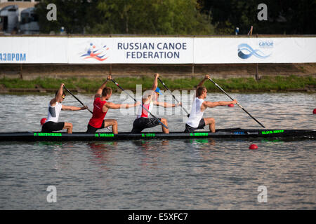 Moskau, Russland. 6. August 2014. Ersten Tag des ICF Canoe Sprint World Championships am Rudern Kanal in Krylatskoye, Moskau Credit: Nikolay Vinokurov/Alamy Live News Stockfoto