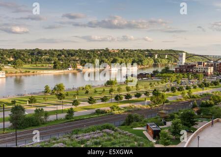 Oberer Landung Park und Fluss Mississippi, St. Paul, Minnesota, USA. Stockfoto