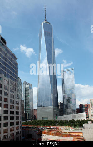 Freedom Tower und Tower Nr. 7 auf dem World Financial Center in New York City. Stockfoto