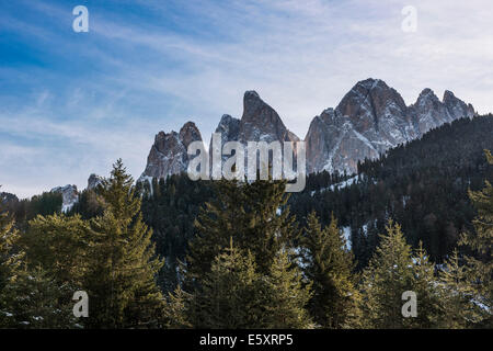 Geisler-Berge, vom Val di Funes, Dolomiten, Südtirol, Italien Stockfoto