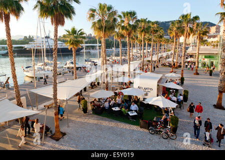 Muelle Uno, Atlantis Lounge Café, Malaga, Andalusien, Spanien Stockfoto