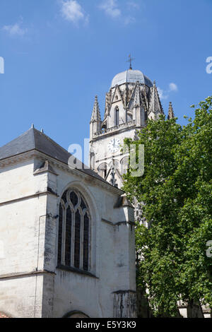 Die Kathedrale des Heiligen Petrus In Saintes Frankreich. Stockfoto