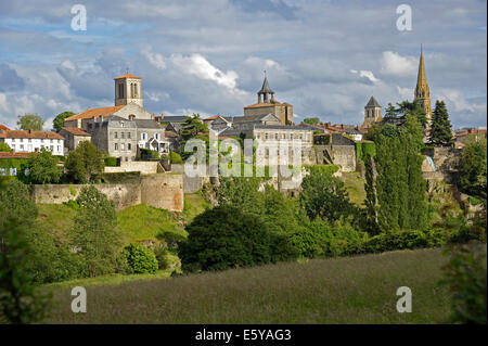 Die mittelalterliche Stadt von Parthenay Deux-Sèvres Frankreich Stockfoto