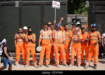 London, UK. 9. August 2014. Tausende von Demonstranten versammeln sich in London zu fordern ein Ende der israelischen Militäraktion im Gaza-Streifen und Recht und Freiheit für Palästina. Bildnachweis: Siehe Li/Alamy Live News Stockfoto