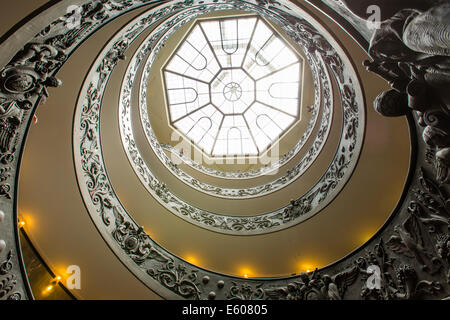 Vatikan Museum - Wendeltreppe in Rom Italien. Stockfoto