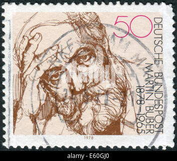 Deutschland - CIRCA 1978: Briefmarke gedruckt in Deutschland, zeigt ein Schriftsteller und Philosoph Martin Buber, ca. 1978 Stockfoto