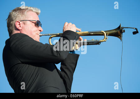 LINCOLN, CA - 26 Juli: Chris Botti führt auf Thunder Valley Casino Resort in Lincoln, Kalifornien am 26. Juli 2014 Stockfoto