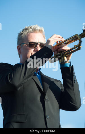 LINCOLN, CA - 26 Juli: Chris Botti führt auf Thunder Valley Casino Resort in Lincoln, Kalifornien am 26. Juli 2014 Stockfoto