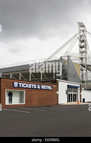 Büro- und Club Ticketshop bei Deepdale, den Boden von Preston North End Football Club, betrachtet von Sir Tom Finney Weise. Stockfoto