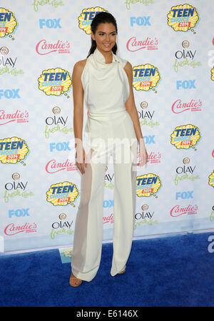 Los Angeles, Kalifornien, USA. 10. August 2014. Kendall Jenner kommt für den Teen Choice Awards 2014 im Shrine Auditorium. Bildnachweis: Lisa O'Connor/ZUMA Draht/Alamy Live-Nachrichten Stockfoto