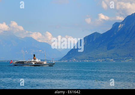 La Suisse Raddampfer auf dem Genfer See, Saint-Saphorin Lavaux, Kanton Waadt, Schweiz Stockfoto