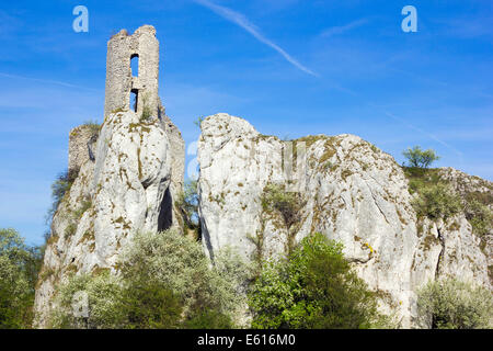 Die Ruinen des Schlosses Papouškovo Hradek, Palava Landschaftsschutzgebiet, Breclav District, Region Jihomoravsky, Tschechische Republik Stockfoto