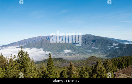 Blick auf die Caldera de Taburiente, der Nationalpark Caldera de Taburiente, La Palma, Kanarische Inseln, Spanien Stockfoto