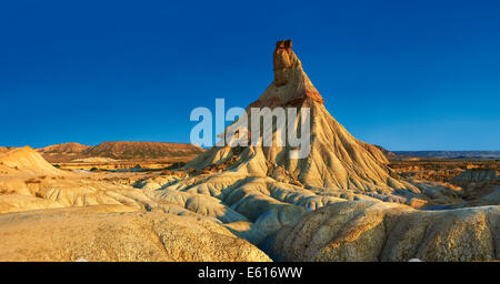 Castildeterra Felsformation in der bardena Blanca der Naturpark Bardenas Reales, Navarra, Spanien Stockfoto