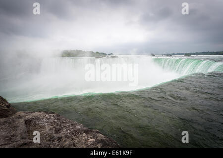 Blick auf die Niagarafälle von der kanadischen Küste, südlichen Ontario Kanada, Nordamerika Stockfoto