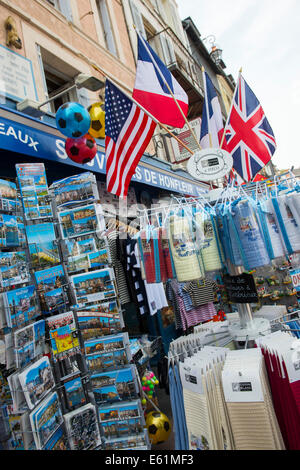 Ein Souvenir-Shop in Honfleur, Normandie Frankreich Europa Stockfoto