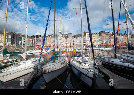 Der Hafen von Honfleur, Normandie Frankreich Europa Stockfoto