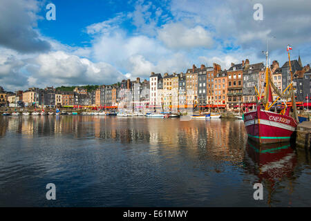 Der Hafen von Honfleur, Normandie Frankreich Europa Stockfoto