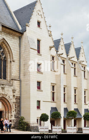 ANGERS, Frankreich - 28. Juli 2014: Kathedrale in Schloss Angers, Frankreich. Château d ' Angers wurde im 9. Jahrhundert durch die Grafen von gegründet. Stockfoto