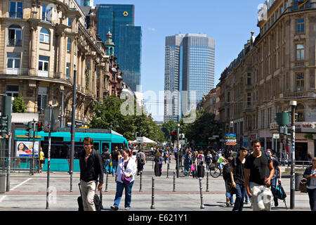 Blick auf die Fußgängerzone, Frankfurt Am Main, Hessen, Deutschland, Europa. Stockfoto