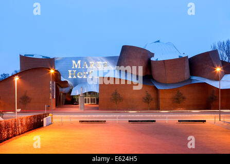 MARTa Herford, zeitgenössische Kunst und Designmuseum des 21. Jahrhunderts, von dem Architekten Gehry, Herford, Westfalen Stockfoto