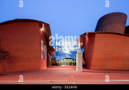 MARTa Herford, zeitgenössische Kunst und Designmuseum des 21. Jahrhunderts, von dem Architekten Gehry, Herford, Westfalen Stockfoto
