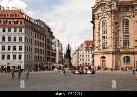 Martin Luther-Statue vor der Frauenkirche am neuen Marktplatz Neumarkt in Dresden, Sachsen, Deutschland, Europa Stockfoto