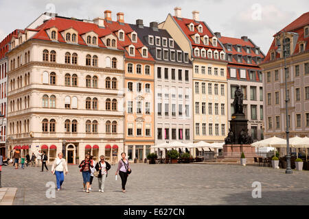 renovierte Fassaden am neuen Marktplatz Neumarkt in Dresden, Sachsen, Deutschland, Europa Stockfoto