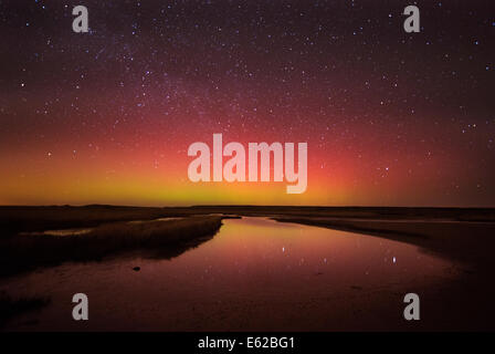 Aurora Borealis / Northern Lights Lfrom Ostufer, Cley, North Norfolk 27. Februar 2014 Stockfoto