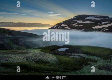 Neblige Landschaft, eyjafjordur, Northern Island Stockfoto