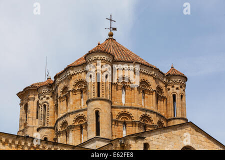 Detailansicht der große romanische Kuppel in der Stiftskirche in der Stadt von Toro, Provinz Zamora, Spanien Stockfoto