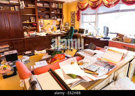 Messy Home Office, Wohnhaus, USA Stockfoto