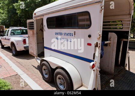 US-Park montiert Polizeieinheit Pferdeanhänger - Washington, DC USA Stockfoto