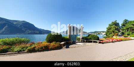 Lugano, Schweiz - Juli 31, 2014: Bilder von der Bucht von Lugano und Ciani Park, Botanischer Park der Stadt. Das Tor am See o Stockfoto