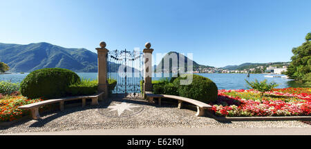 Lugano, Schweiz - Juli 31, 2014: Bilder von der Bucht von Lugano und Ciani Park, Botanischer Park der Stadt. Das Tor am See o Stockfoto