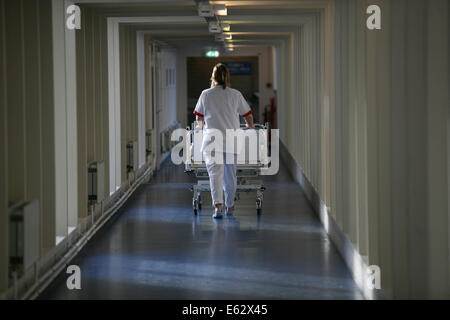 Krankenpflege an der Universitätsklinik Leiden. Stockfoto