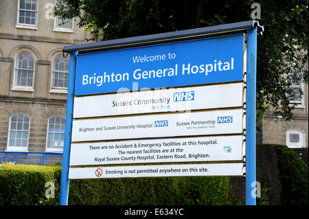 Brighton Allgemeinen Krankenhaus Eingang Zeichen NHS Trust Teil von Brighton and Sussex University Hospital. Stockfoto