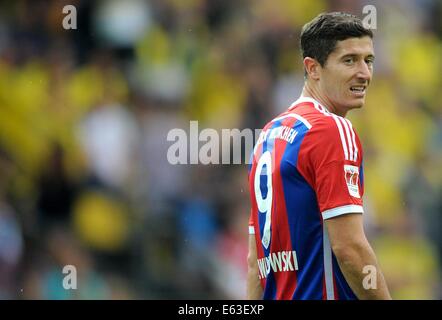 Dortmund, Deutschland. 13. August 2014. Münchens Robert Lewandowski während der DFL-Supercup Fußball match Borussia Dortmund Vs FC Bayern München im Signal Iduna Park in Dortmund, Deutschland, 13. August 2014. Foto: Jonas Guettler/Dpa/Alamy Live News Stockfoto