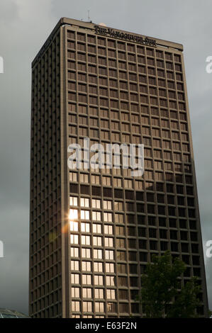 Abends Blick auf das Vancouver Sonne Building, Vancouver, Kanada. Stockfoto