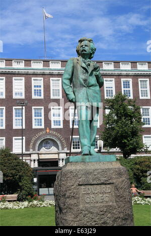 Edvard Grieg-Statue, Byparken, Bergen, Bergenshalvøyen, Midhordland, Hordaland, Vestlandet, Norwegen, Skandinavien, Europa Stockfoto