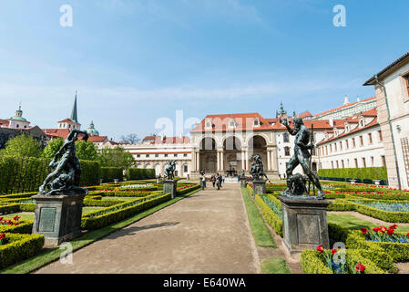 Wallenstein Garten, Wallenstein-Wallenstein-Palais, Sitz des Senats des Parlaments der Tschechischen Republik, Prag Stockfoto