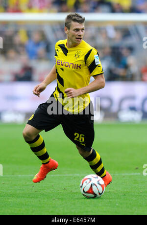 Dortmund, Deutschland. 13. August 2014. Fußball, Deutschland, Supercup, Signal-Iduna-Park Dortmund: Borussia Dortmund, BVB - FC Bayern München, FCB 2:0; Lukasz Piszczek (BVB). Bildnachweis: UKraft/Alamy Live-Nachrichten Stockfoto