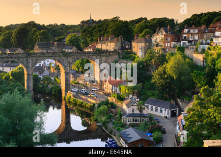 Viadukt und Fluß Nidd bei Knaresborough Harrogate North Yorkshire England Stockfoto