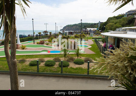 Shanklin Strandpromenade Isle Of Wight, England UK Ostküste der Insel in Sandown Bucht mit Sandstrand Stockfoto