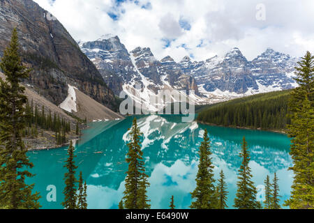 Moraine Lake & das Valley of the Ten Peaks, Banff Nationalpark, Alberta, Kanada Stockfoto