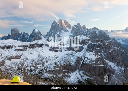 Italien Italia Trentino-Alto Adige South Tyrol Bozen Viertel Alta Pustertal Hochpustertal Dolomiti di Sesto Naturpark Zelt Stockfoto