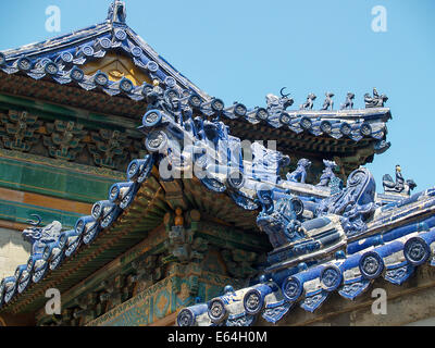 Dramatische blaue Ziegeldach Detail der verbotenen Stadt in Peking Stockfoto